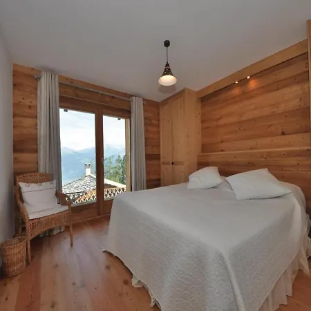 Chalet Hirondelle Vakantiehuis Veysonnaz
